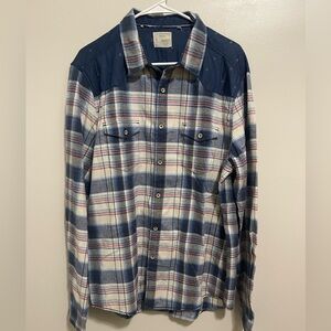 7 Diamonds Navy and Cream Plaid Button Down Shirt